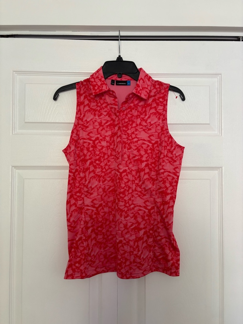J.Lindeberg Women’s Red Patterned Sleeveless Polo Tank